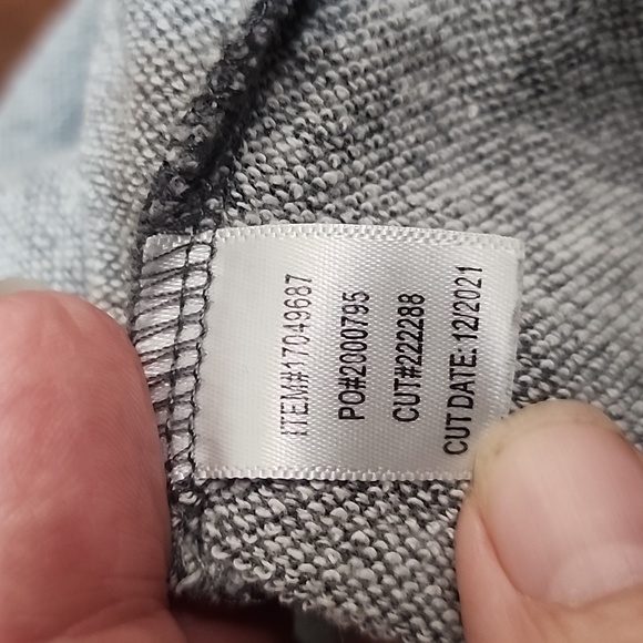 Torrid / Disney Stitch off shoulder sweatshirt - Picture 8 of 8